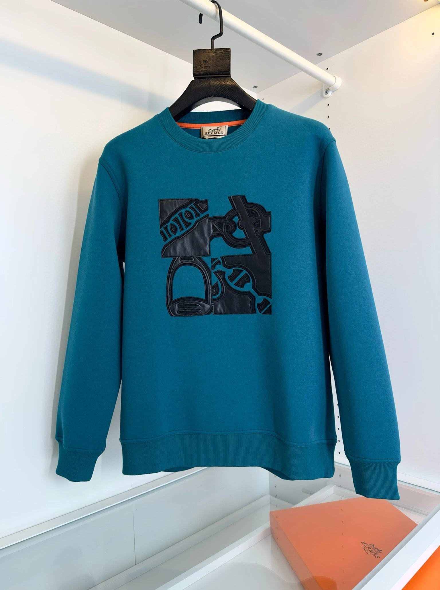 wg.luxury- H5r75s oversized 2colour item:D-F453H3152-2